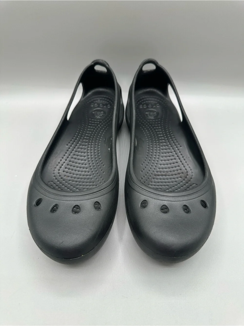 Crocs Kadee Flats Women 9 Black Molded Ballerina Heel Cutouts